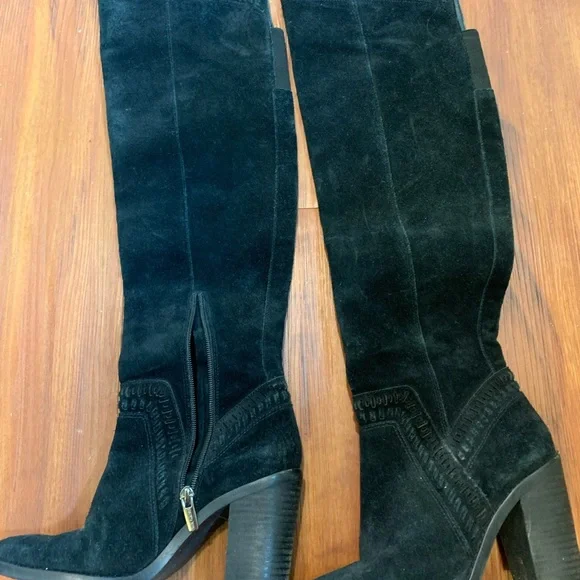 Vince Camuto Madolee Boots - Picture 2 of 7